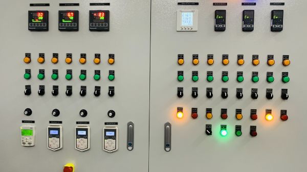 LẮP ĐẶT TỦ ĐIỆN TỰ ĐỘNG LẮP ĐẶT TỦ ĐIỆN TỰ ĐỘNG