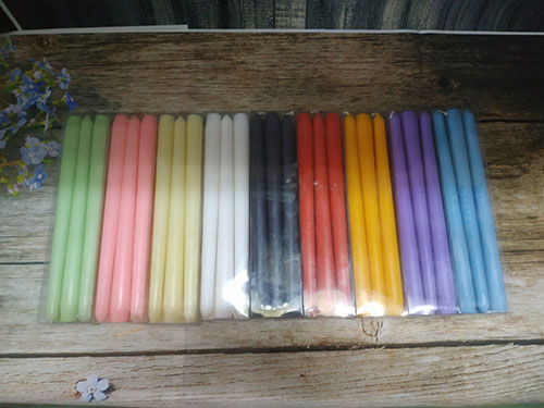 Nến cây tapers nhiều màu sắc Nến cây tapers nhiều màu sắc