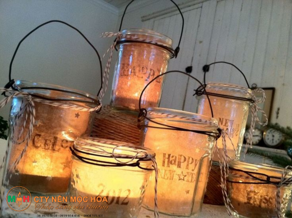 Một sáng tạo rất độc đáo từ những lọ thủy tinh Một sáng tạo rất độc đáo từ những lọ thủy tinh