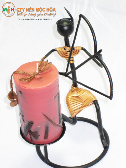 Sản phẩm chân nến sắt nghệ thuật người bắn tên Sản phẩm chân nến sắt nghệ thuật người bắn tên