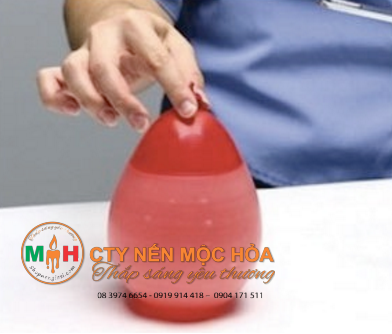 Chỉ cần một hướng dẫn nho nhỏ, bạn đã có thêm một chiếc chân nến giá rẻ cho ngày đặc biệt Chỉ cần một hướng dẫn nho nhỏ, bạn đã có thêm một chiếc chân nến giá rẻ cho ngày đặc biệt