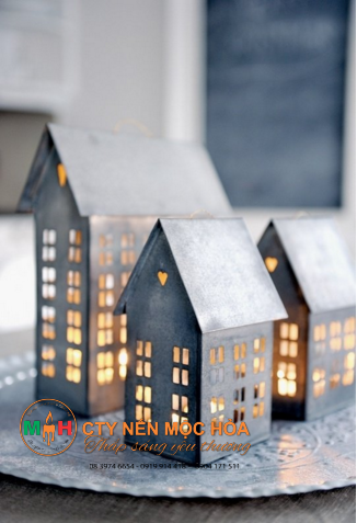 Đế nến hình thành phố về đêm được cắt dán từ giấy cùng với nến thắp sáng cả một khung trời mộng mị Đế nến hình thành phố về đêm được cắt dán từ giấy cùng với nến thắp sáng cả một khung trời mộng mị