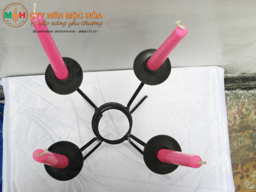 Sản phẩm chân nến trang trí nghệ thuật giá rẻ Sản phẩm chân nến trang trí nghệ thuật giá rẻ