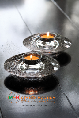 Nến pha lê Discus là một trong những loại chân đế nến đắt giá Nến pha lê Discus là một trong những loại chân đế nến đắt giá