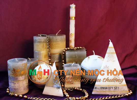 Nến nhẹ nhàng đi vào lịch sử nhân loại và trở thành một vật không thể thiếu trong cuộc sống con người. Nến nhẹ nhàng đi vào lịch sử nhân loại và trở thành một vật không thể thiếu trong cuộc sống con người.