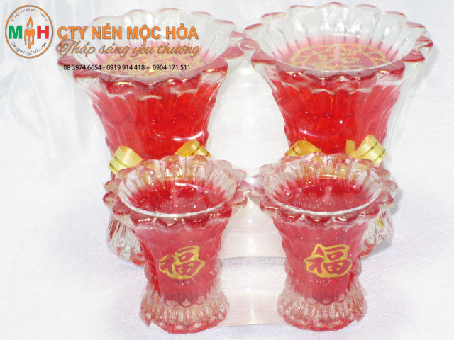 Nến ly bình bông có 2 loại hớn và nhỏ Nến ly bình bông có 2 loại hớn và nhỏ