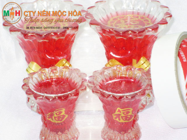 Nến ly bình bông có 2 loại hớn và nhỏ Nến ly bình bông có 2 loại hớn và nhỏ