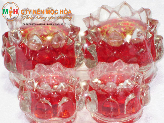 Nến ly sen có 2 loại hớn và nhỏ Nến ly sen có 2 loại hớn và nhỏ