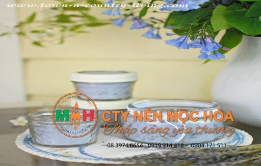 Để có một cây nến ly hoa oải hương Pháp bạn không cần nhiều nguyên vật liệu Để có một cây nến ly hoa oải hương Pháp bạn không cần nhiều nguyên vật liệu