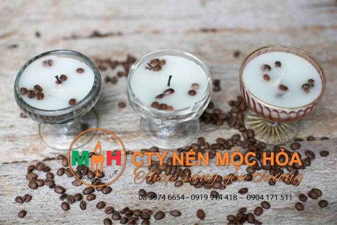 Tiếp tục thêm một lớp sáp phía trên lớp đậu và bạn có thể dùng đũa để khuấy đều chúng nếu muốn. Tiếp tục thêm một lớp sáp phía trên lớp đậu và bạn có thể dùng đũa để khuấy đều chúng nếu muốn.