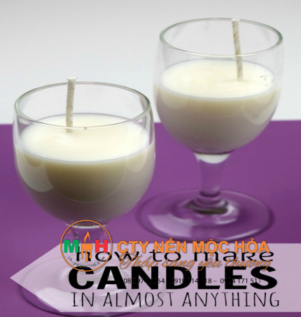 Trong tất cả các dịp kỉ niệm, vẻ đẹp long lanh và lãng mạng của các ly rượu sâm banh cùng các ngọn nến là thứ không thể thiếu. Trong tất cả các dịp kỉ niệm, vẻ đẹp long lanh và lãng mạng của các ly rượu sâm banh cùng các ngọn nến là thứ không thể thiếu.