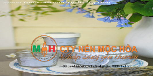 Oải hương là một trong những nữ hoàng hương liệu của nước hoa và thảo dược. Oải hương là một trong những nữ hoàng hương liệu của nước hoa và thảo dược.