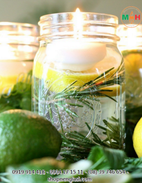 Hũ nến nổi thả nước xua đuổi côn trùng thật ra rất dễ làm Hũ nến nổi thả nước xua đuổi côn trùng thật ra rất dễ làm