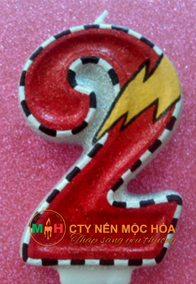 Mạnh mẽ đầy cá tính, chiếc nến chúc mừng sinh nhật này thích hợp cho các bé trai năng động Mạnh mẽ đầy cá tính, chiếc nến chúc mừng sinh nhật này thích hợp cho các bé trai năng động