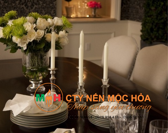 Khi quá căng thẳng với cuộc sống, hãy thắp vài ngọn nến để trên bàn và tận hưởng sự thư giãn mà ánh nến mang lại. Khi quá căng thẳng với cuộc sống, hãy thắp vài ngọn nến để trên bàn và tận hưởng sự thư giãn mà ánh nến mang lại.