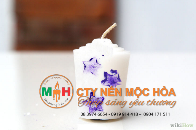 Chỉ với vài dụng cụ đơn giản là bạn đã có cách trang trí nến ly Votives Chỉ với vài dụng cụ đơn giản là bạn đã có cách trang trí nến ly Votives