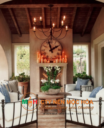 Đặt một vài cây nến pillar trong phòng khách tạo nên sự lắng đọng thời gian Đặt một vài cây nến pillar trong phòng khách tạo nên sự lắng đọng thời gian