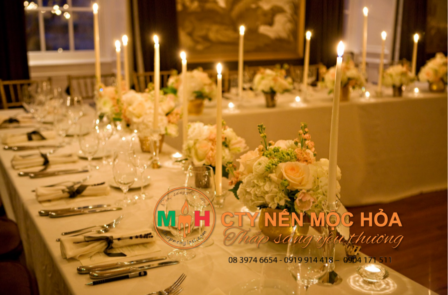 khăn trải bàn màu kem tạo cảm giác ấm áp gần gũi khăn trải bàn màu kem tạo cảm giác ấm áp gần gũi