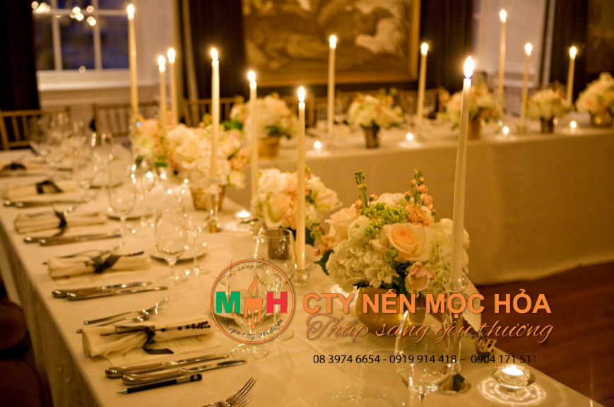 Thắp sáng tình yêu vĩnh cữu với ánh nến lung linh Thắp sáng tình yêu vĩnh cữu với ánh nến lung linh