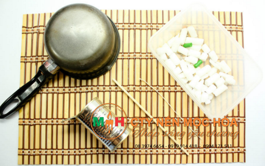 Chuẩn bị bình chứa sáp Chuẩn bị bình chứa sáp