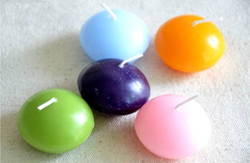 Nến nổi tròn lung linh mùa lễ hội Nến nổi tròn lung linh mùa lễ hội