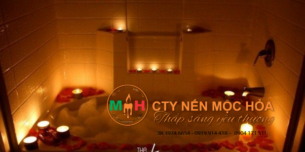 Bạn có tin rằng chỉ với vài cây nến thì phòng tắm trong những ngày nghỉ cuối tuần sẽ tạo nên điều kỳ diệu. Bạn có tin rằng chỉ với vài cây nến thì phòng tắm trong những ngày nghỉ cuối tuần sẽ tạo nên điều kỳ diệu.