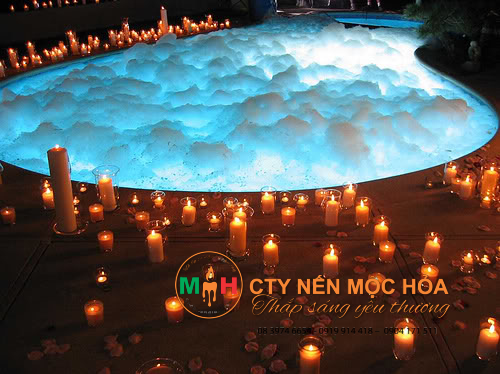 Kết hợp sự ấm áp của nến trụ tròn trong không gian phòng tắm để bạn có cảm giác thật bình yên ở nhà Kết hợp sự ấm áp của nến trụ tròn trong không gian phòng tắm để bạn có cảm giác thật bình yên ở nhà