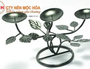 Người Châu Mỹ ưa dùng loại chân đế nến sắt nào?