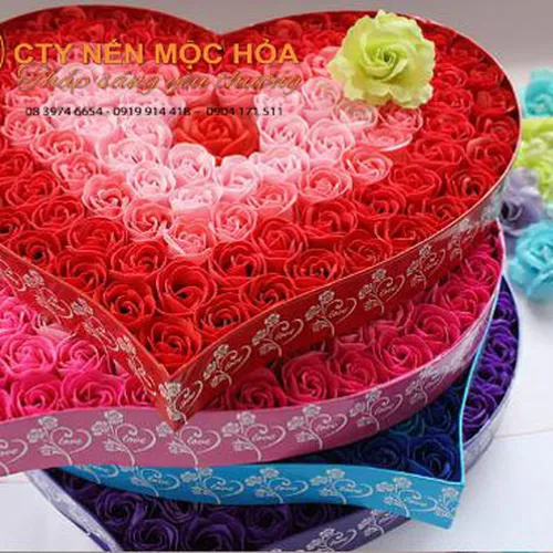 Gift set trái tim (95 bông nhỏ + Led)