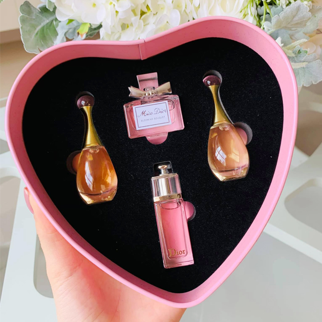 Set 2 chai nước hoa mini Dior cho nam và nữ