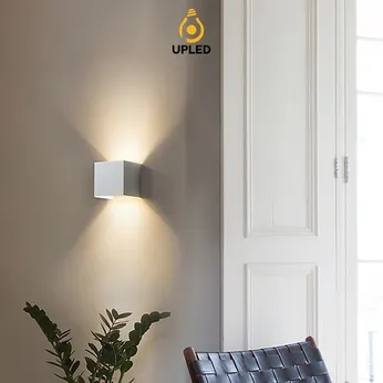 Đèn hắt sáng UH25 UPLED điều chỉnh tia sáng gắn tường ngoài trời chống nước hiện đại