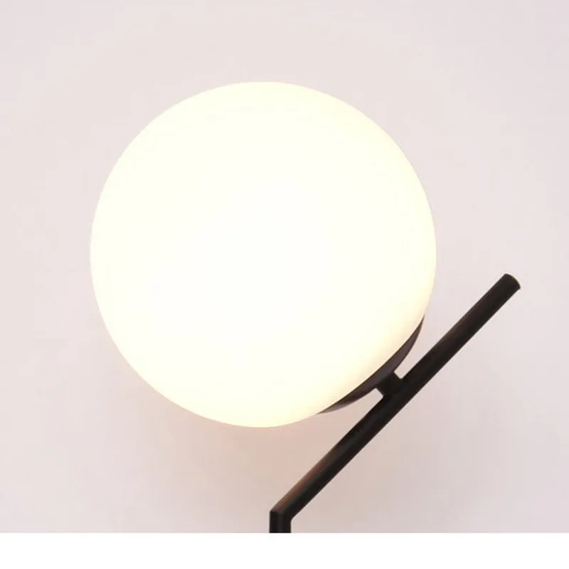 Đèn trang trí để bàn phòng ngủ đẹp