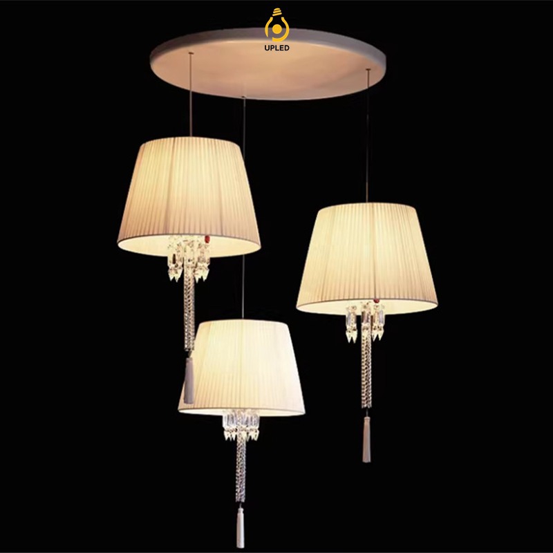 Đèn tường chao vải pha lê phong cách Baccarat