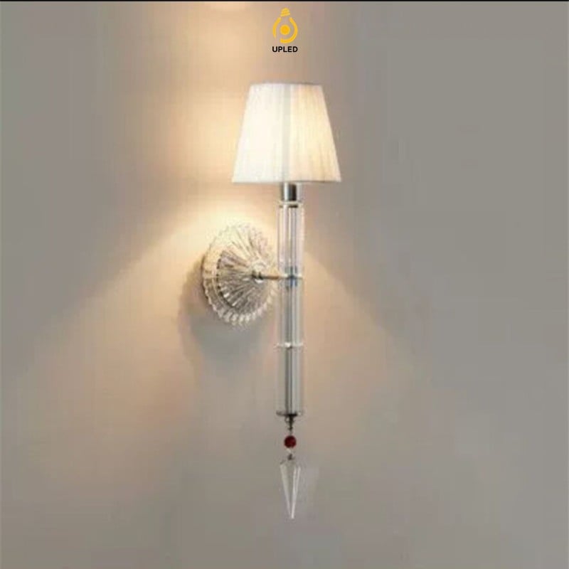 Đèn tường pha lê tua rua phong cách Baccarat