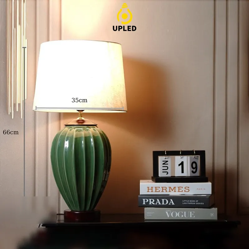 Đèn bàn gốm Bát Tràng UBG010
