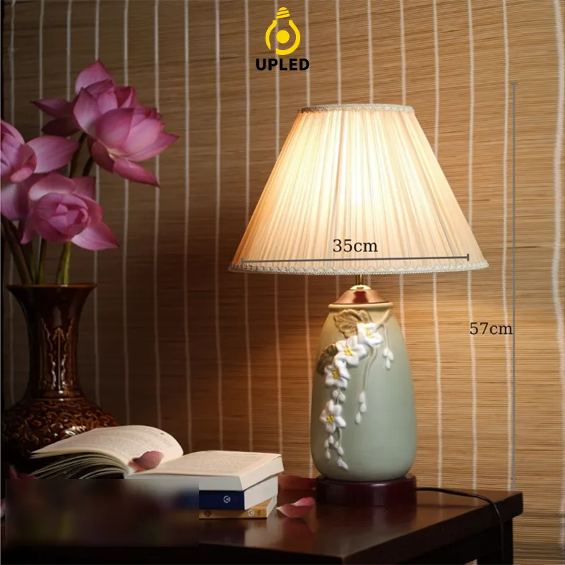 Đèn bàn gốm Bát Tràng UBG027
