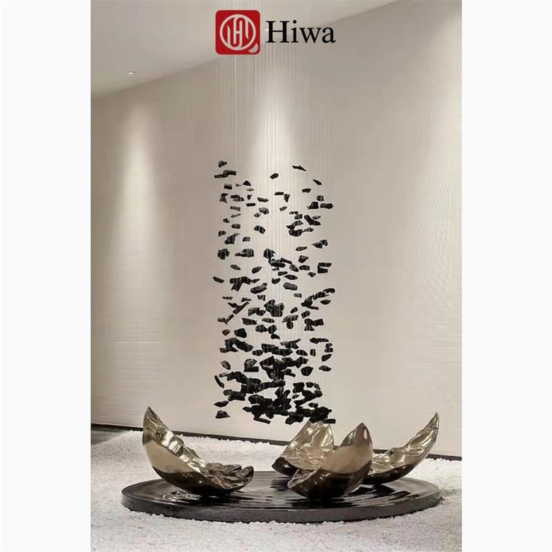 Đèn chùm pha lê dạng treo kết hợp đá trang trí