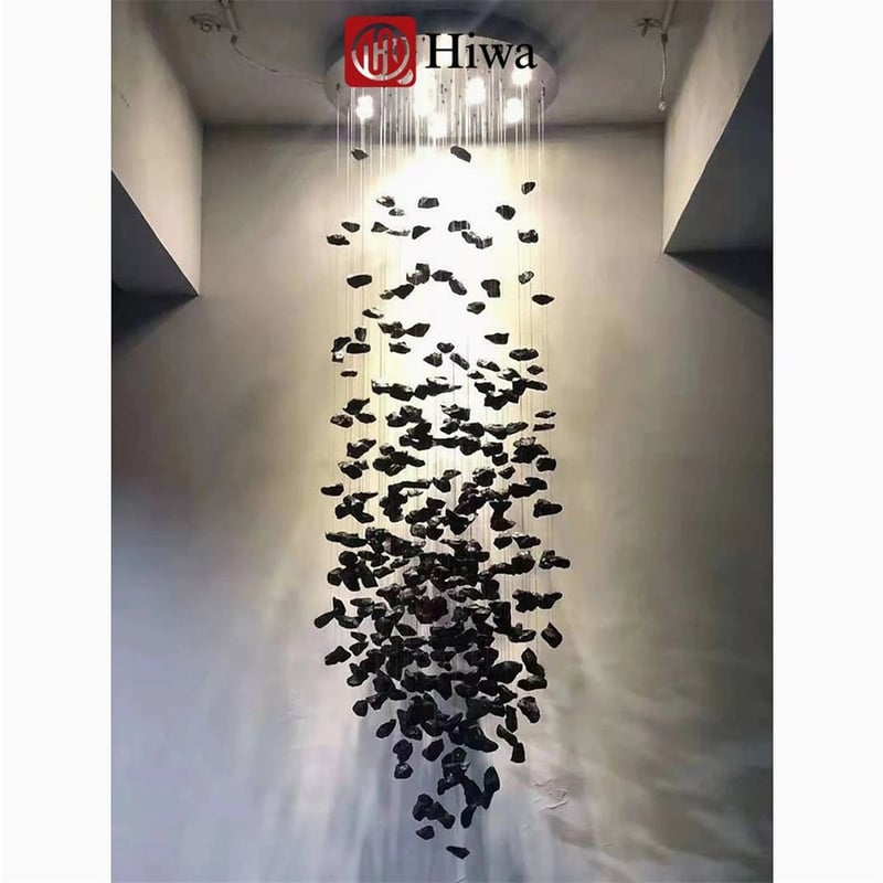 Đèn chùm pha lê dạng treo kết hợp đá trang trí