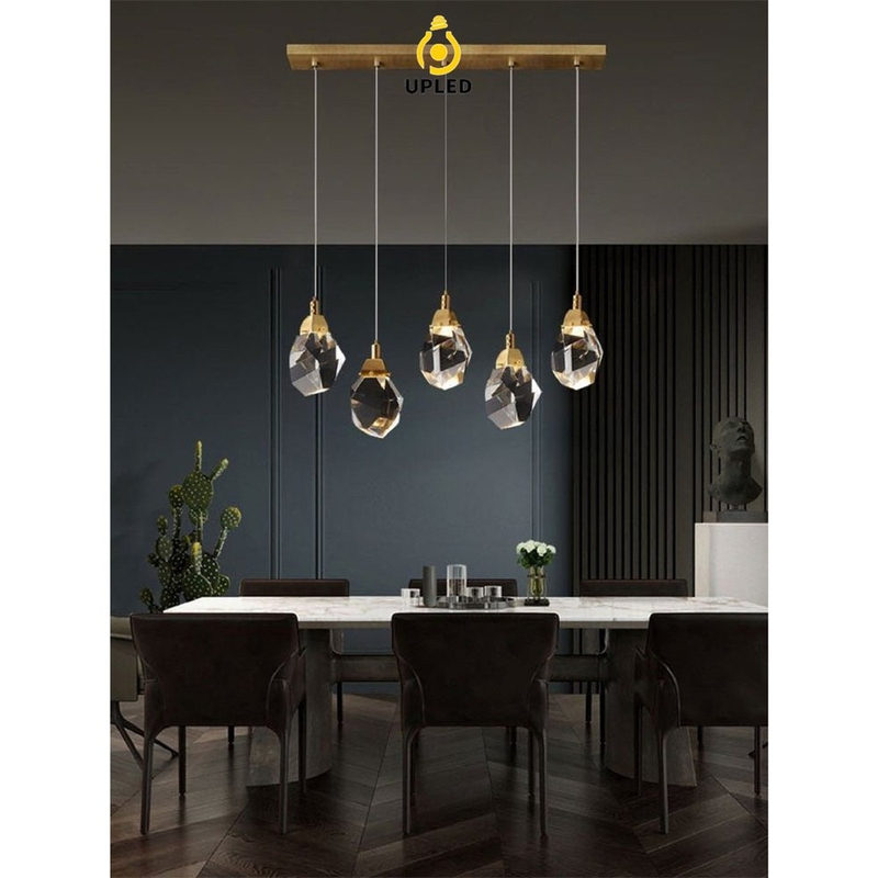 Đèn thả pha lê cắt kim cương khung inox, đế tròn hoặc vuông cho thông tầng cao