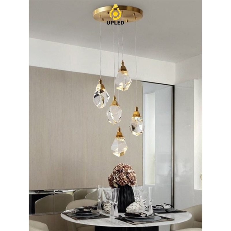 Đèn thả pha lê cắt kim cương khung inox, đế tròn hoặc vuông cho thông tầng cao