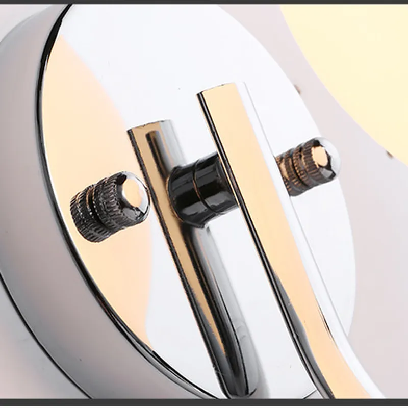 Đèn tường chao tròn trắng sữa hợp kim mạ bóng CAO CẤP