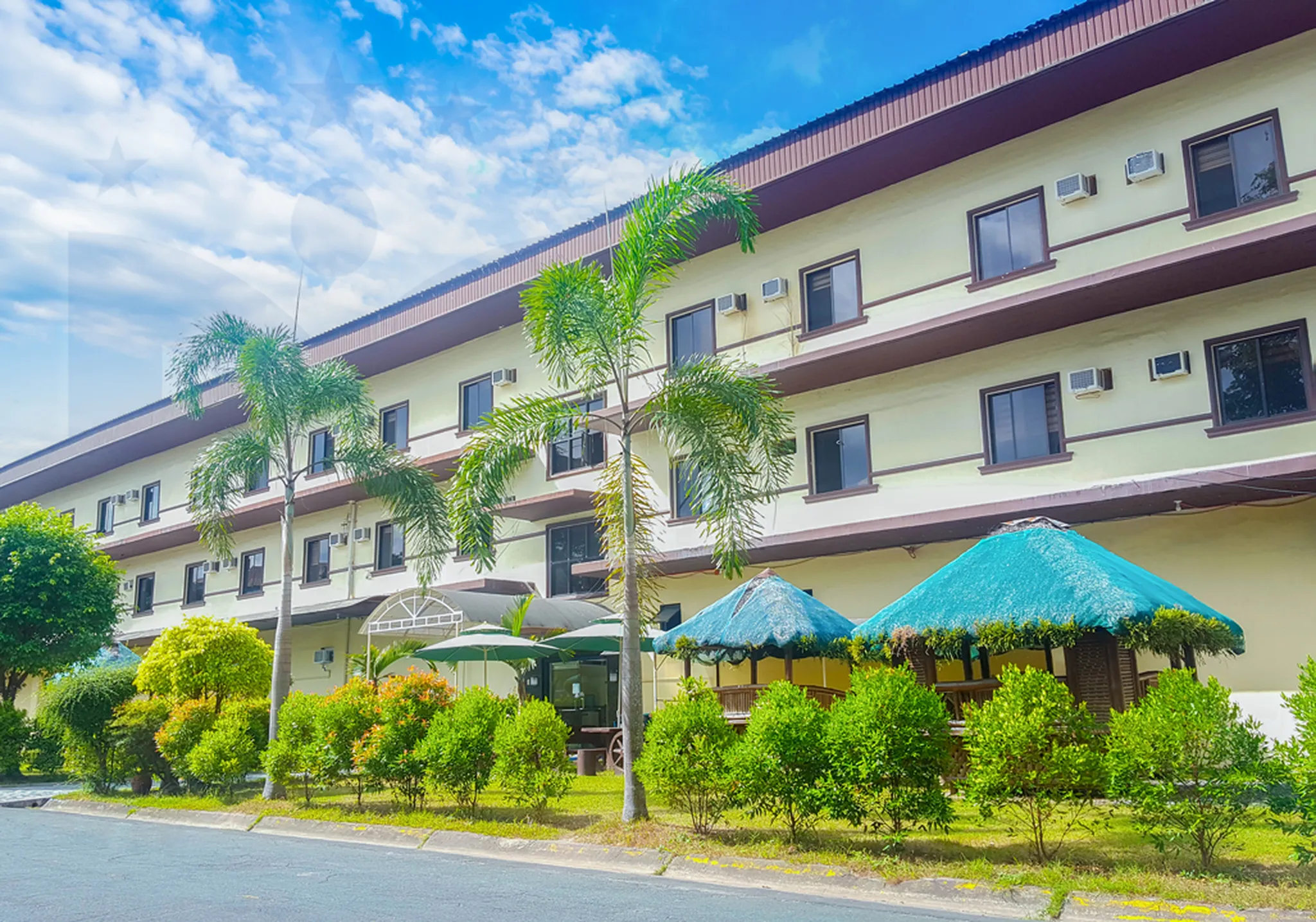 TRƯỜNG HELP - CLARK