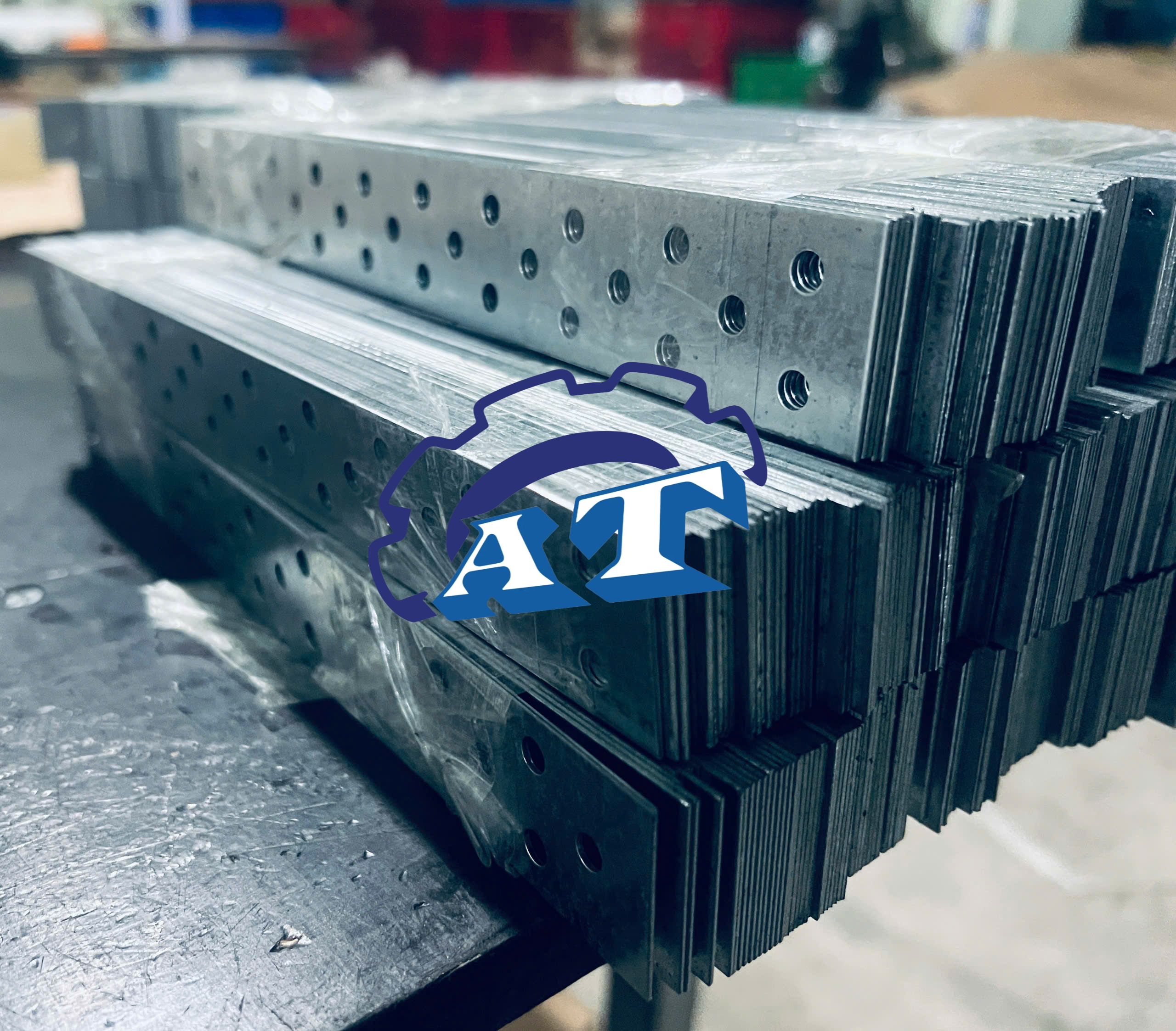 Bảng Giá Gia Công Đột Lỗ Theo Yêu Cầu Tại TP.HCM 2025 Bảng Giá Gia Công Đột Lỗ Theo Yêu Cầu Tại TP.HCM 2025