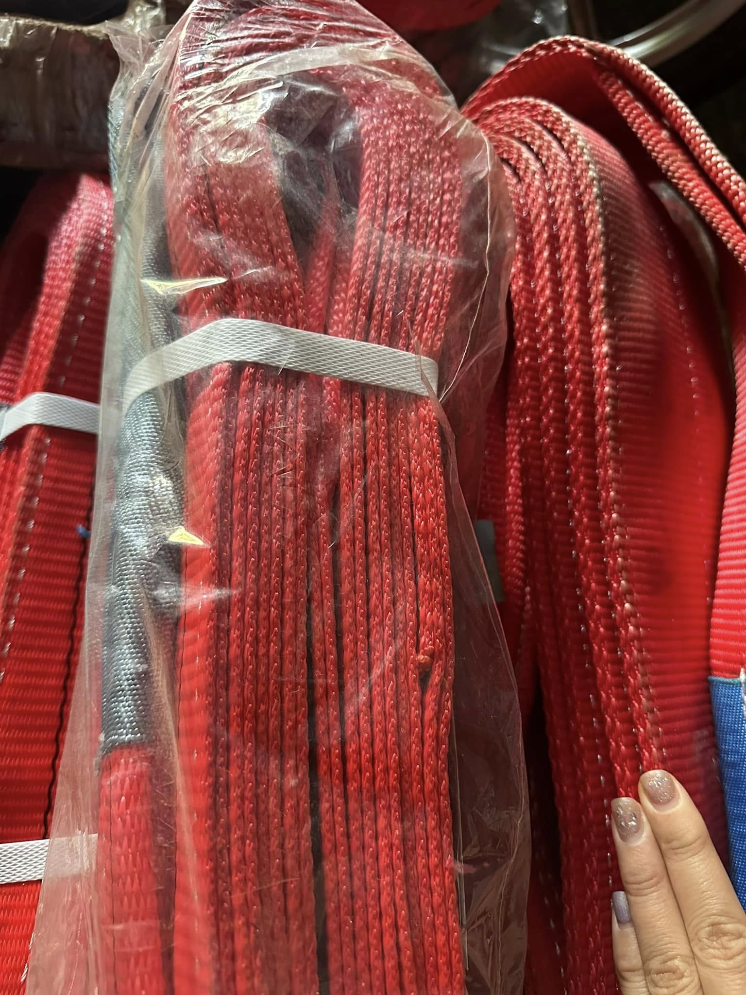 Dây cẩu hàng giá rẻ tại tphcm Dây cẩu hàng giá rẻ tại tphcm