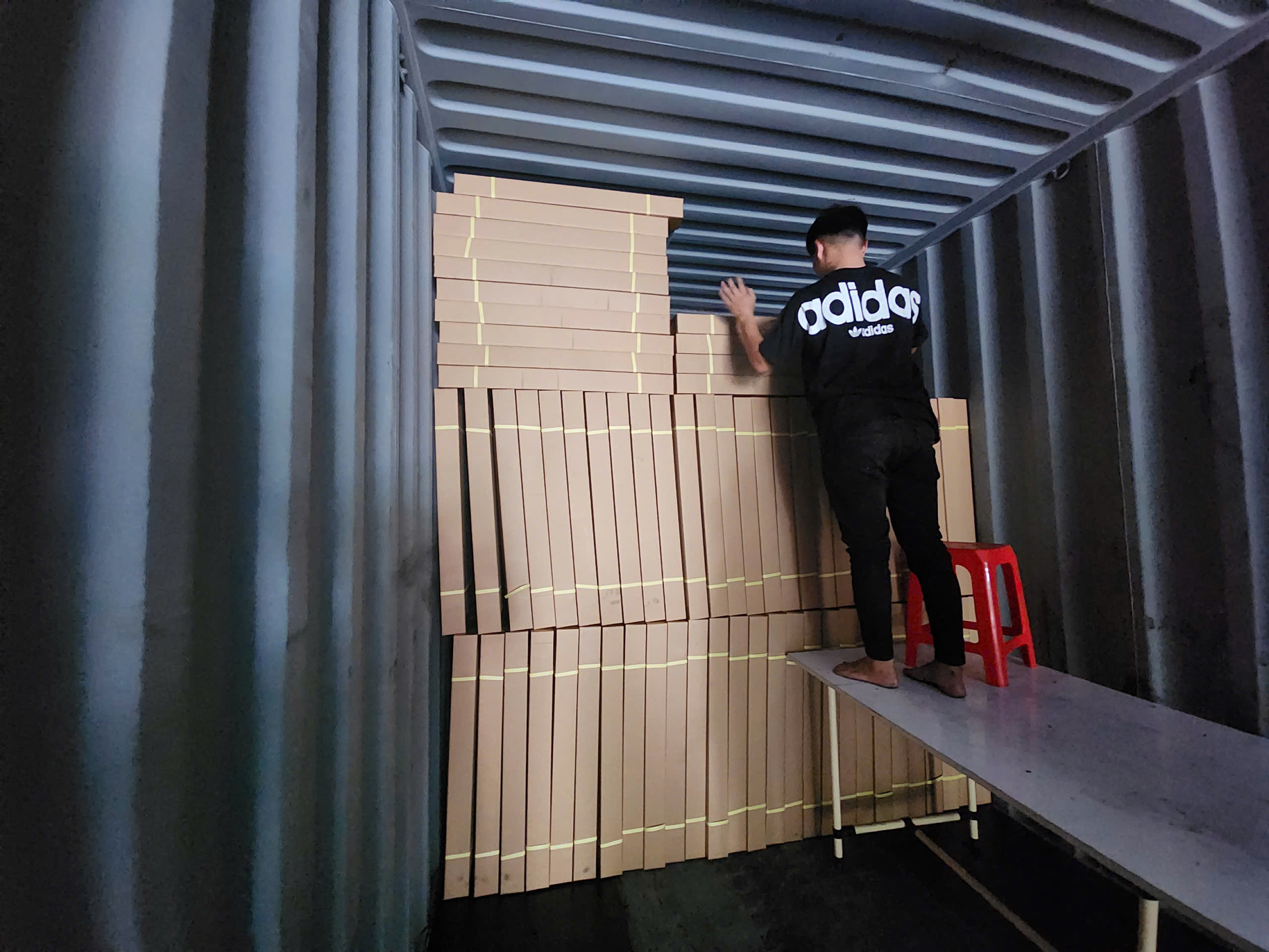 Xưởng gia công sản xuất theo yêu cầu tại HCM Xưởng gia công sản xuất theo yêu cầu tại HCM