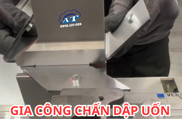 Gia công chấn dập thép tấm Đồng Nai – Quy trình hiện đại từ An Thành Tech. Gia công chấn dập thép tấm Đồng Nai – Quy trình hiện đại từ An Thành Tech.