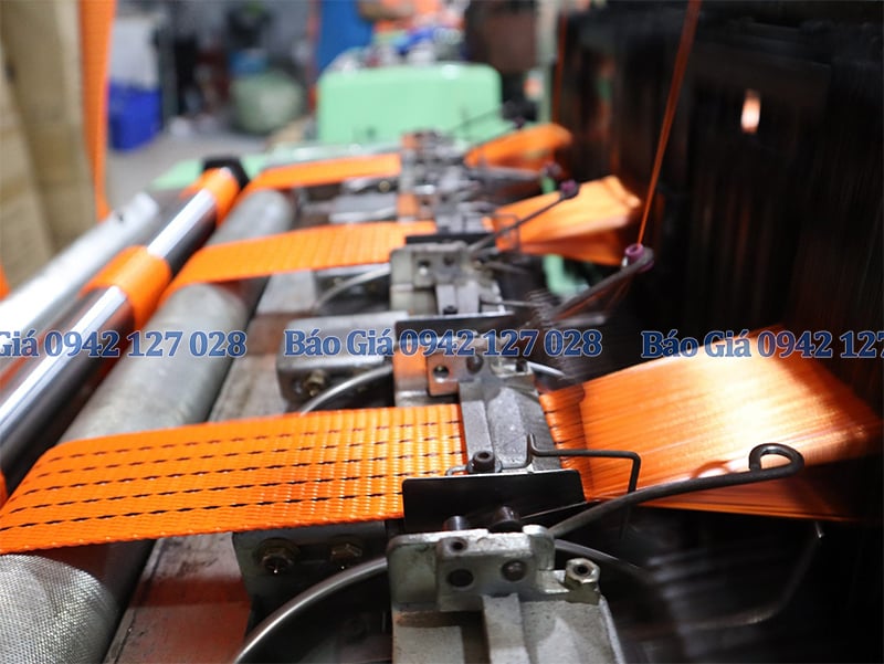 Nhận may dây chằng hàng xuất khẩu giá tốt