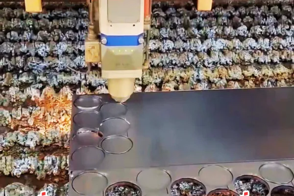 Cắt Laser Kim Loại Tấm Quận 1 TPHCM