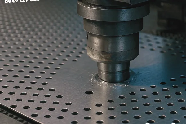 Đột Dập Kim Loại TPHCM