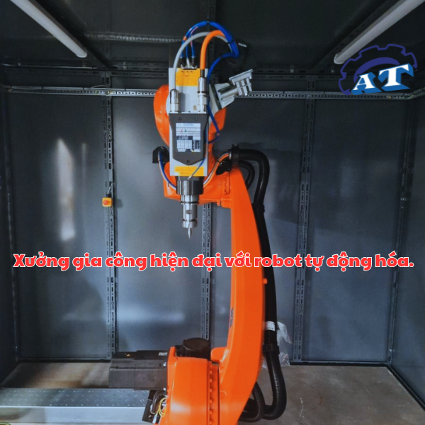 Xưởng gia công hiện đại với robot tự động hóa. Xưởng gia công hiện đại với robot tự động hóa.